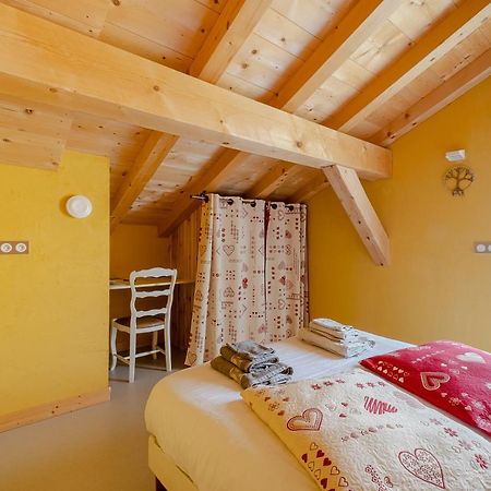 Mieussy Chalet Aux 3 Biches المظهر الخارجي الصورة