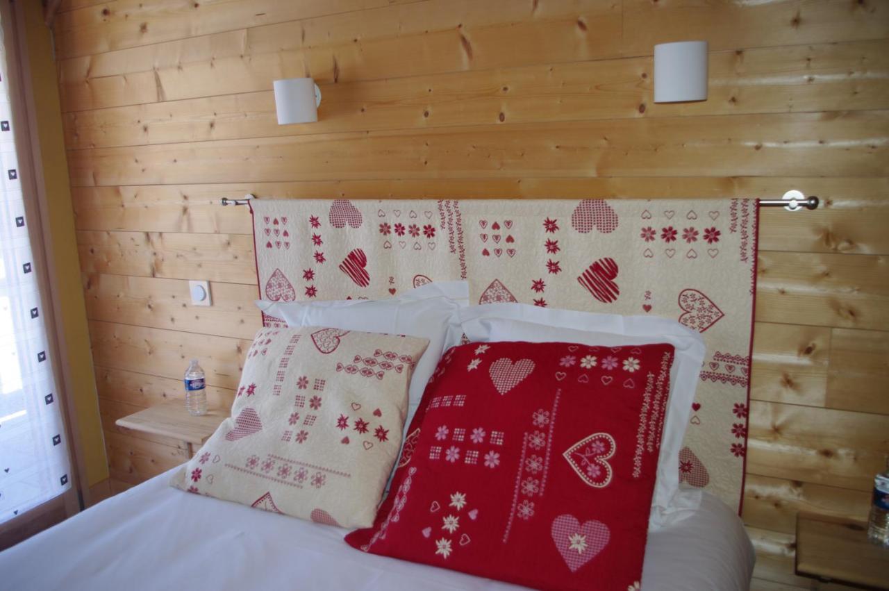 Mieussy Chalet Aux 3 Biches المظهر الخارجي الصورة