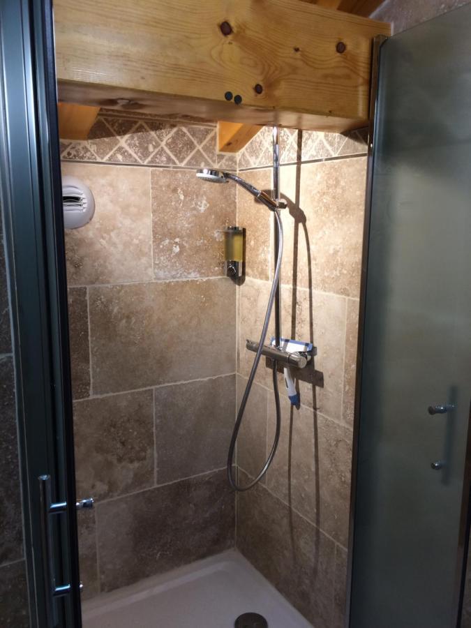 Mieussy Chalet Aux 3 Biches المظهر الخارجي الصورة