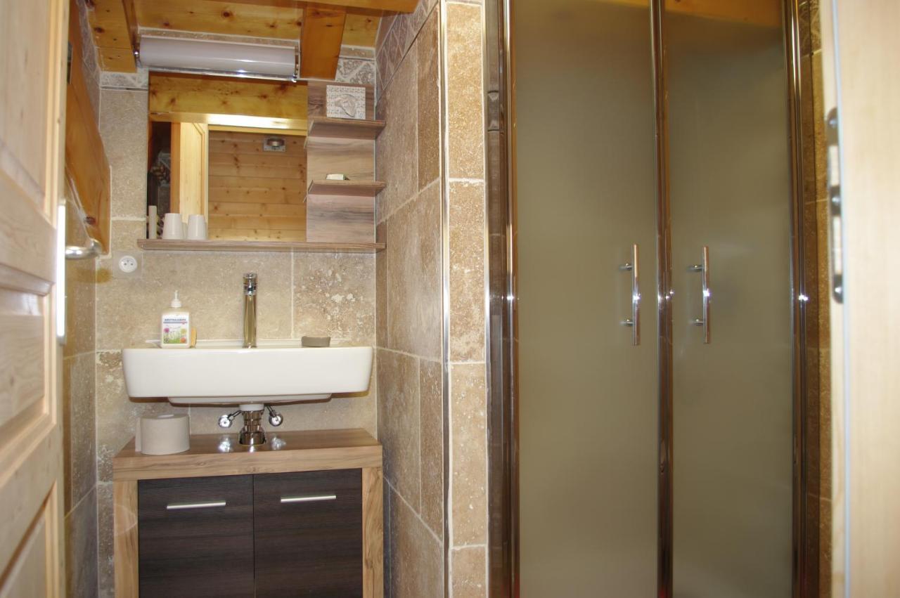 Mieussy Chalet Aux 3 Biches المظهر الخارجي الصورة
