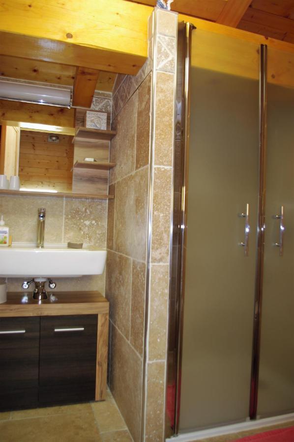 Mieussy Chalet Aux 3 Biches المظهر الخارجي الصورة